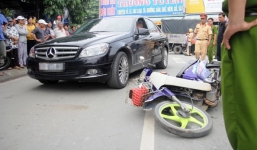 Dựng hiện trường vụ tai nạn, chồng chở nhân tình đâm vợ rồi bỏ chạy