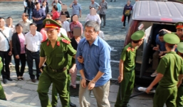 Đại gia Trầm Bê bị siêu lừa 'nẫng' hàng chục nghìn lượng vàng