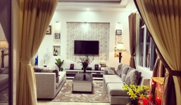 Hoa hậu Phạm Hương khoe nhà đẹp