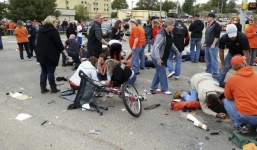 Mỹ: Nữ tài xế say rượu tông thương vong gần 50 người