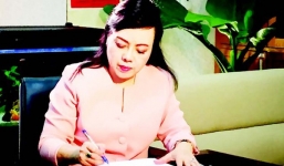 Bộ trưởng Bộ y tế ký vào đơn đăng ký hiến mô tạng