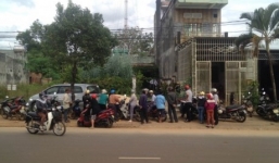 Chồng sát hại vợ rồi đi tự thú?