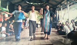 Đàm Vĩnh Hưng chia sẻ loạt ảnh ngố tầu thời mới đi hát 