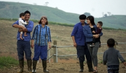 Cử nhân về quê chăn bò, xây 'cơ ngơi' 7 tỷ đồng