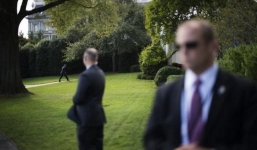 Mật vụ Mỹ ngủ gật trong giờ làm việc