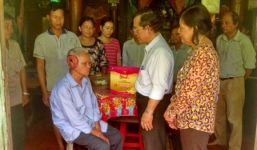 Thêm một người mắc bệnh lạ 'ăn' mất tai ở Tiền Giang