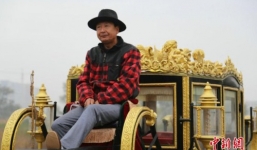 Đại gia chi 300 triệu làm xe ngựa “y hệt” hoàng gia Anh