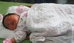 Bé gái sơ sinh nặng 5,2 kg ở Quảng Nam