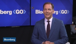 Chuyện lạ: Tỷ phú khuyên nhân viên học viết báo