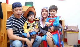 Việt Hương khoe ảnh hai con vui Halloween