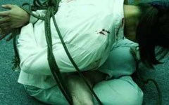 Lĩnh án tù vì bắt giữ rồi đánh đập con nợ