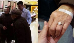 Cụ ông 88 tuổi chi gần 200 triệu mua nhẫn kim cương tặng vợ