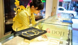 Giá vàng hôm nay 3/11: Vàng SJC giảm giá