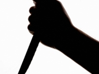 Nghi bạn gái đồng tính, thanh niên hành hung người vô tội