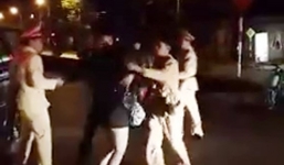 Nam thanh niên giằng co, tấn công CSGT Lạng Sơn bị khởi tố