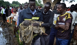 Bé gần 1 tuổi sống sót sau vụ rơi máy bay Nga ở Nam Sudan