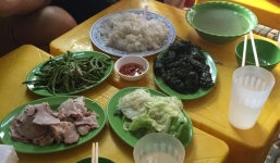 “Xâm nhập” quán cơm hét giá  700 nghìn/suất 3 người ở Hà Nội