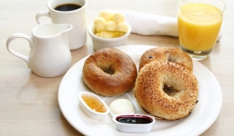 Những sai lầm khi ăn sáng nhiều người mắc phải