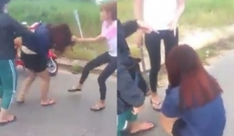 Các nữ sinh trong clip 'dùng ống tuýp đánh bạn' bị triệu tập
