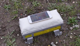 iPhone 6s sẽ ra sao khi ôtô bị nổ túi khí