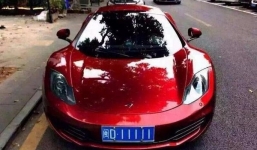 Dàn 9 siêu xe biển 'ngũ quý' giá trăm tỷ của thiếu gia TQ