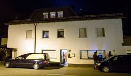 Tám thi thể bé sơ sinh được tìm thấy trong một ngôi nhà ở Đức