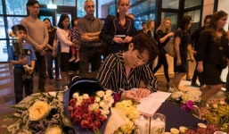 ĐSQ Pháp tại HN đón người dân đến tưởng niệm nạn nhân vụ khủng bố Paris