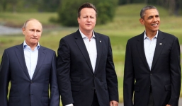 Báo Anh: Obama, Cameron khẩn thiết đề nghị Putin cùng chống IS