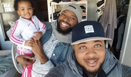 Cặp đôi đồng tính nam bất ngờ mang thai, sinh con