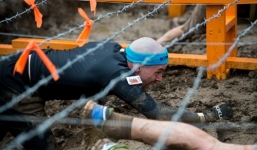 Kiếm 100 triệu USD mỗi năm nhờ thách thức người khác