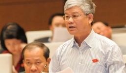 ĐBQH : 'Dân vật lộn với lương vài triệu, cán bộ giàu nhanh'