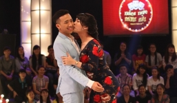 Trấn Thành 'run lẩy bẩy' khi được người đẹp cưỡng hôn trên sân khấu