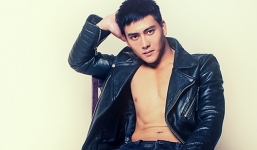 Hữu Vi khoe vẻ điển trai đốn tim dân mạng