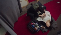 Oh My Venus tập 1:  So Ji Sub cắt áo 'nàng béo' Shin Min Ah