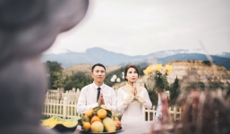 Bộ ảnh cưới ở nghĩa trang của cặp đôi Hà Nội yêu và kết hôn trong 7 ngày