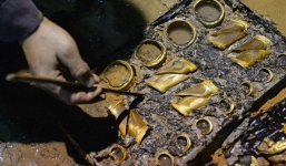 Phát hiện nhiều tiền, vàng trong ngôi mộ cổ 2.000 năm ở Trung Quốc