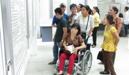 Giáo viên dạy người khuyết tật nhận thêm 70\% lương