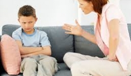 Phụ huynh nên làm gì để thu hẹp khoảng cách với con cái