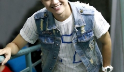 Ca sĩ Thanh Duy ủng hộ 270 triệu đồng xây nhà bán trú cho học sinh