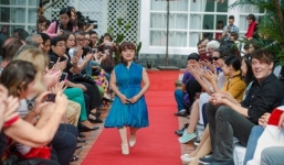 Xúc động người khuyết tật trình diễn thời trang tại Hà Nội