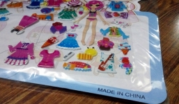 Miếng dán đồ chơi Trung Quốc có nguy cơ gây ung thư