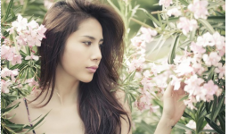 Thủy Tiên và nung nấu thay đổi cuộc sống từ tuổi thơ ghẻ lạnh