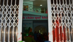 Tin pháp luật ngày 24/11: Bị nhốt trong nhà nghỉ, 6 thanh niên gọi điện cầu cứu công an