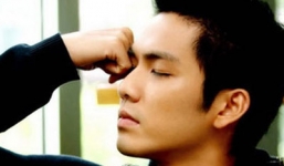 Đòn trả thù hiểm độc của 'vợ cũ' khiến chồng 'chết đứng' trong ngày cưới