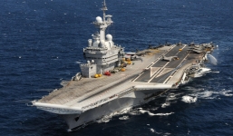 Chùm ảnh: Cận cảnh siêu tàu sân bay diệt IS của Pháp