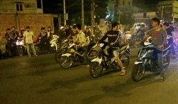 Đua xe máy trái phép, bị phạt bao nhiêu?