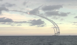 Tàu ngầm Nga phóng tên lửa hành trình tiêu diệt IS