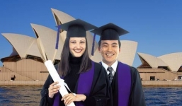 Hơn 100 học sinh Việt Nam được nhận học bổng chính phủ Australia