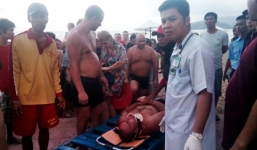 Nha Trang: Du khách bị sóng đánh gãy cổ, liệt tứ chi