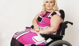 Người phụ nữ bị liệt nửa người từ cú ngã do mộng du